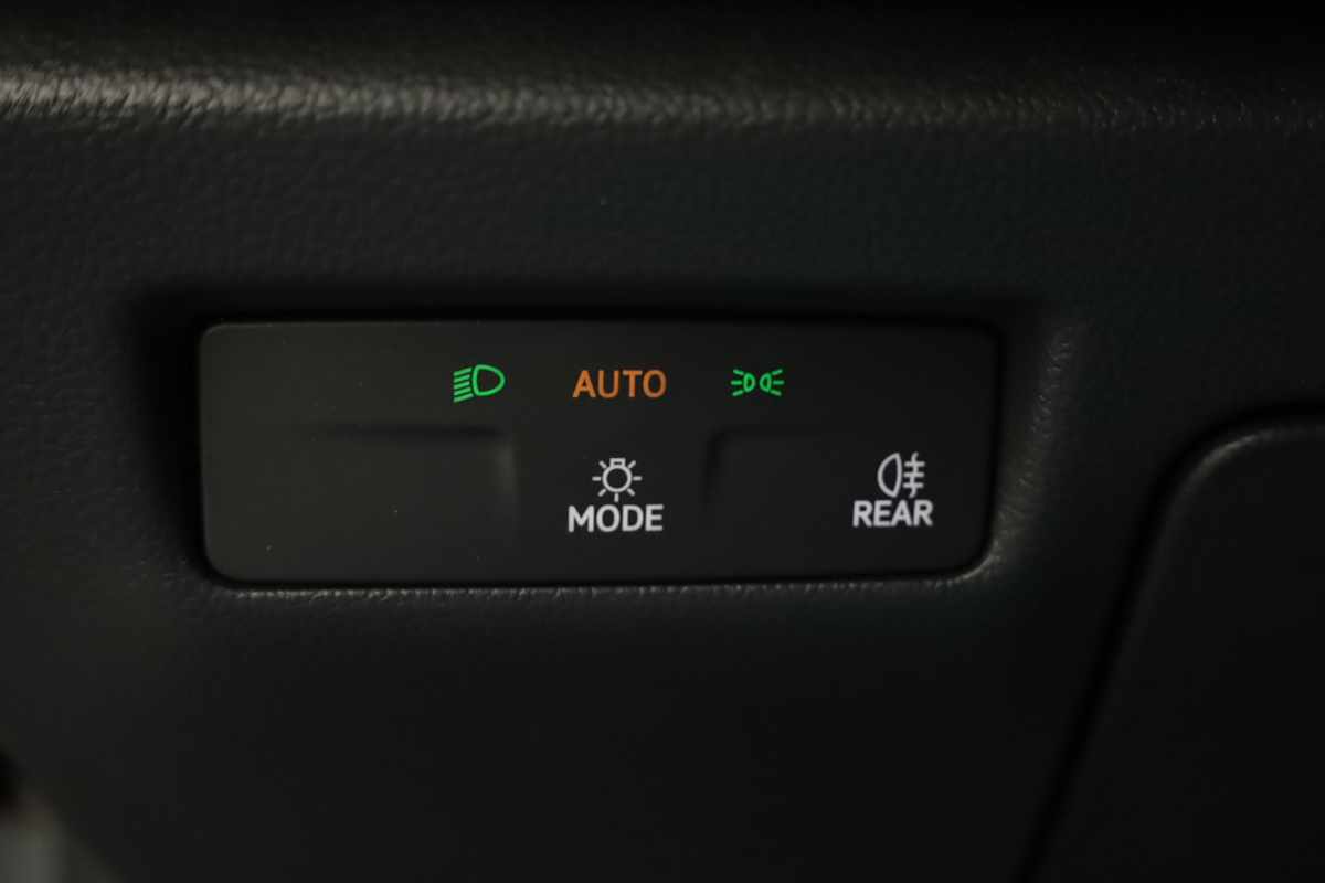 volkswagen-passat-variant-2025-hibrido-a-gasolina-1498cc