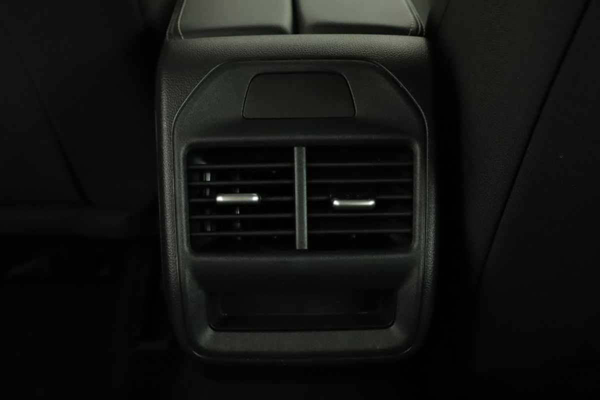 volkswagen-passat-variant-2025-hibrido-a-gasolina-1498cc