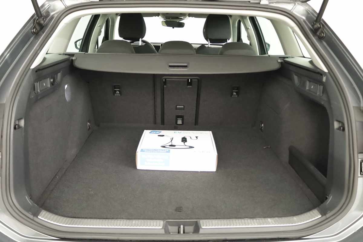 volkswagen-passat-variant-2025-hibrido-a-gasolina-1498cc
