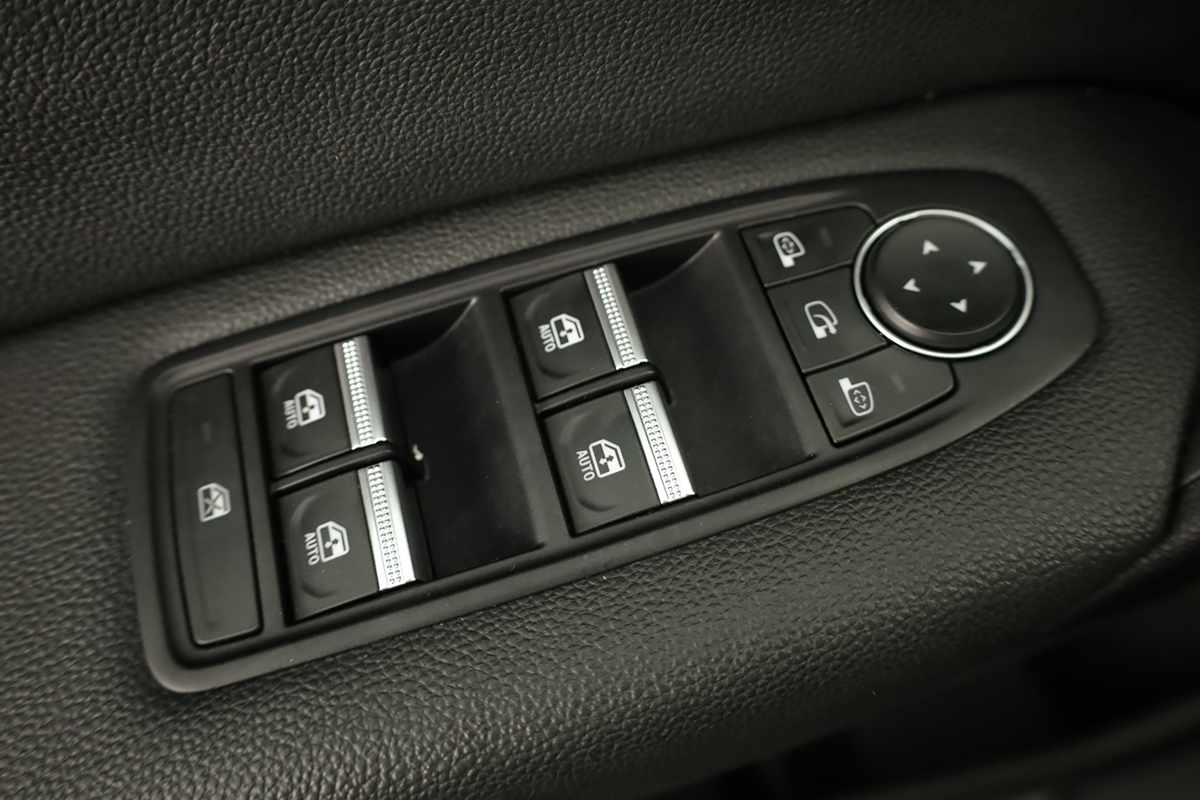 renault-captur-2024-gpl-999cc