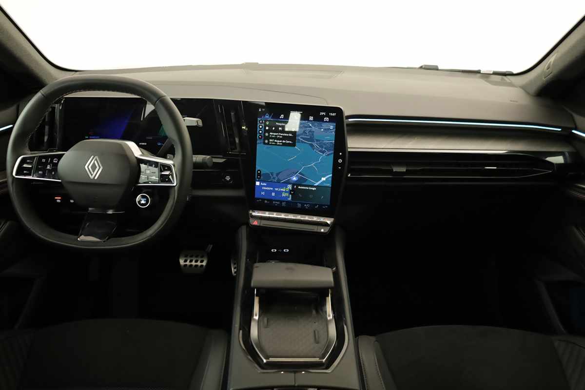 renault-rafale-2025-hibrido-a-gasolina-1199cc