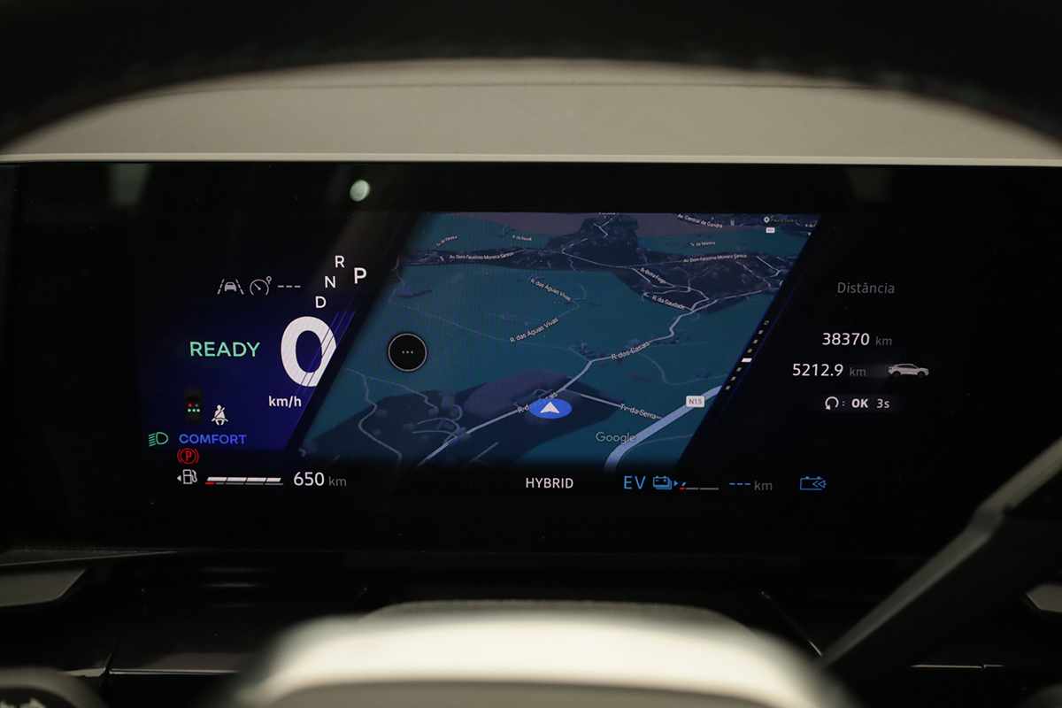 renault-rafale-2025-hibrido-a-gasolina-1199cc