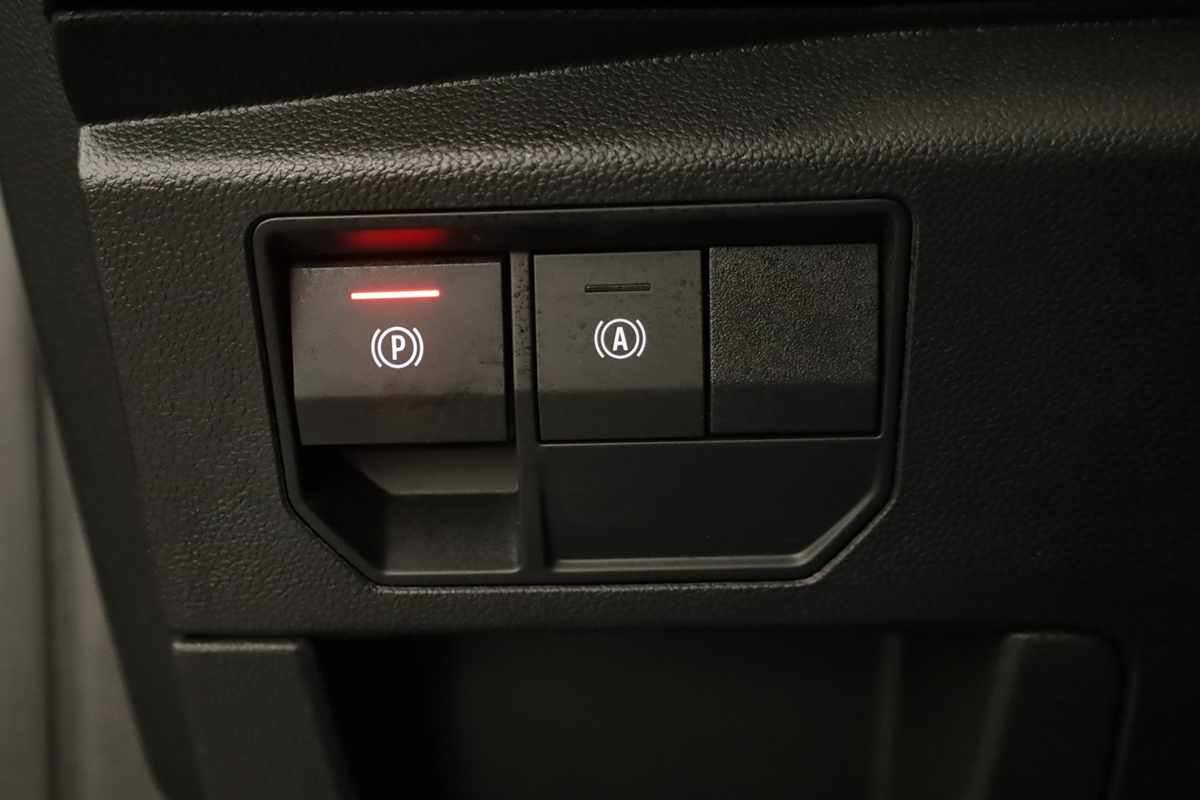 renault-rafale-2025-hibrido-a-gasolina-1199cc