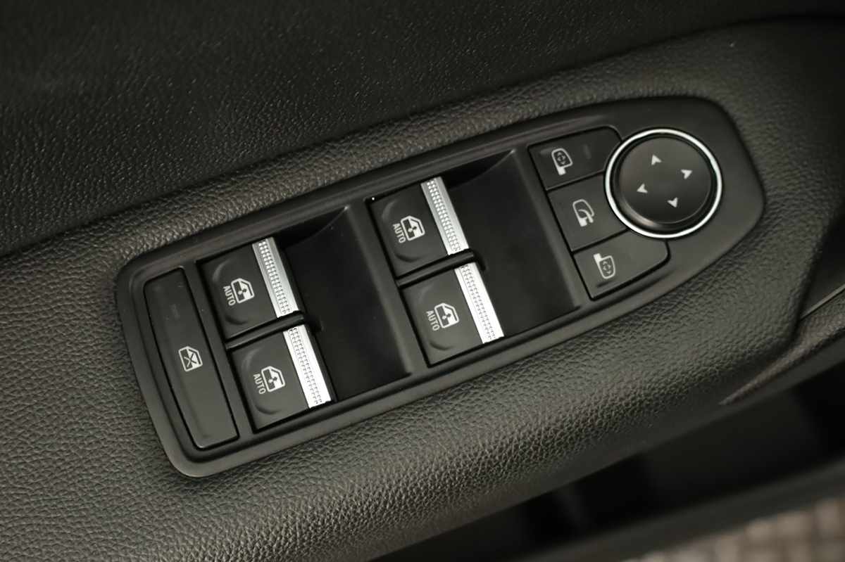 renault-captur-2024-gpl-999cc