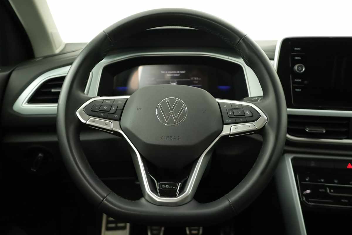 volkswagen-t-roc-2025-gasolina-999cc