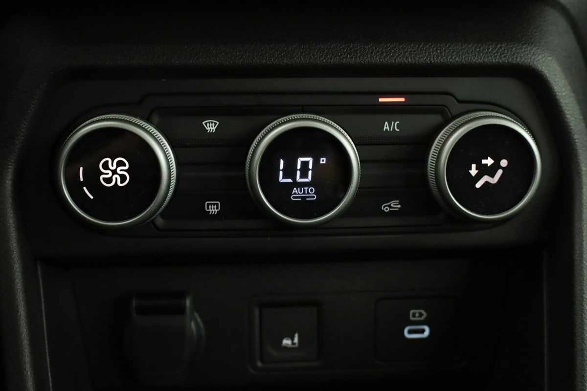 dacia-sandero-2024-gasolina-999cc