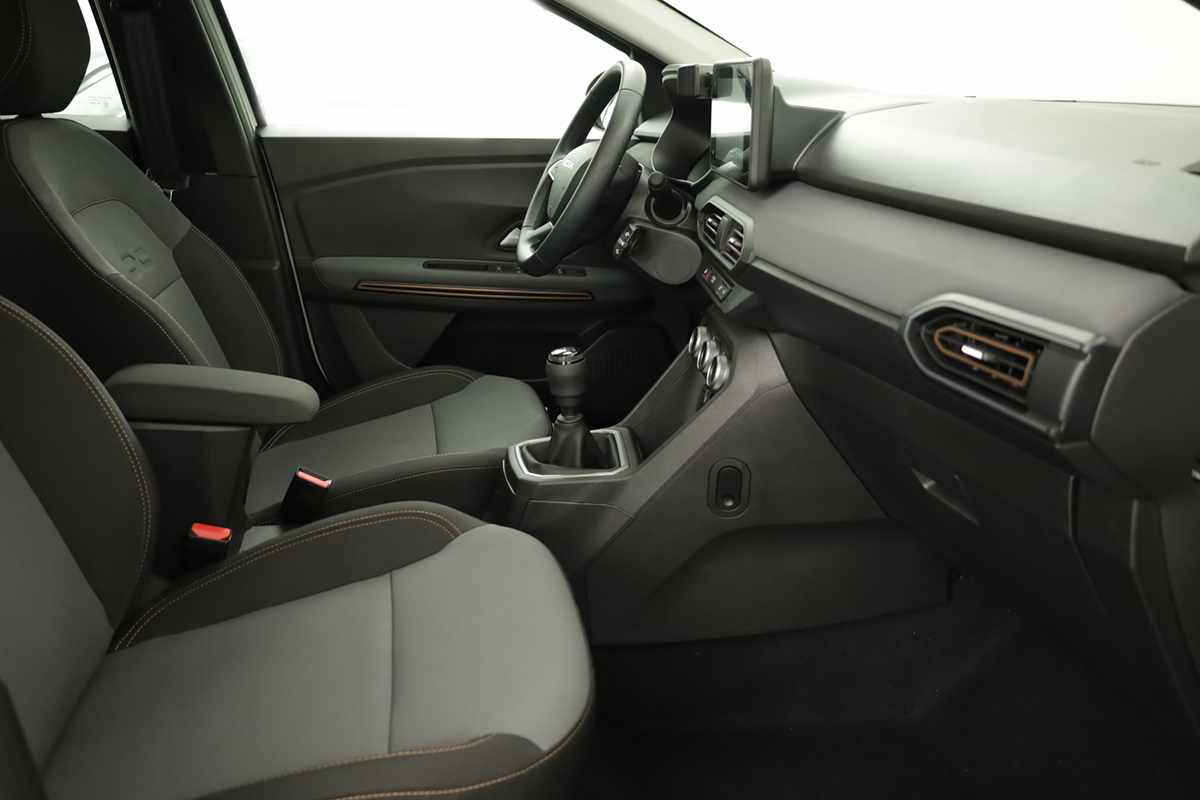 dacia-sandero-2024-gasolina-999cc