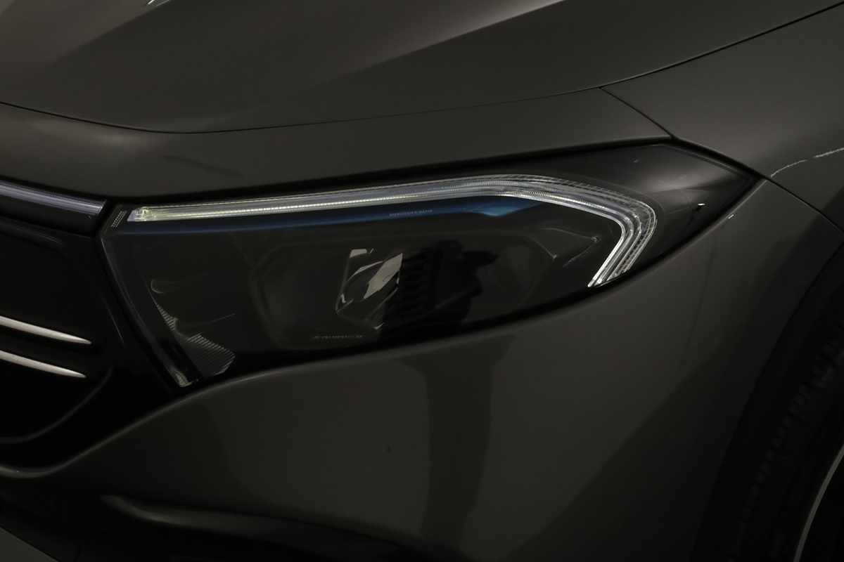 mercedes-benz-eqa-2023-eletrico-0cc