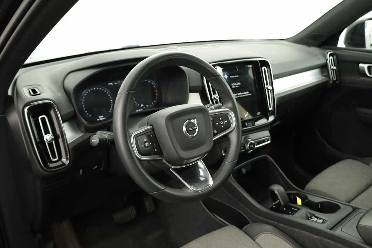 volvo-xc40-2024-gasolina-1477cc