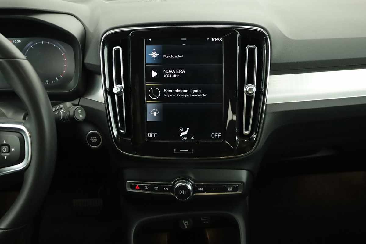 volvo-xc40-2024-gasolina-1477cc