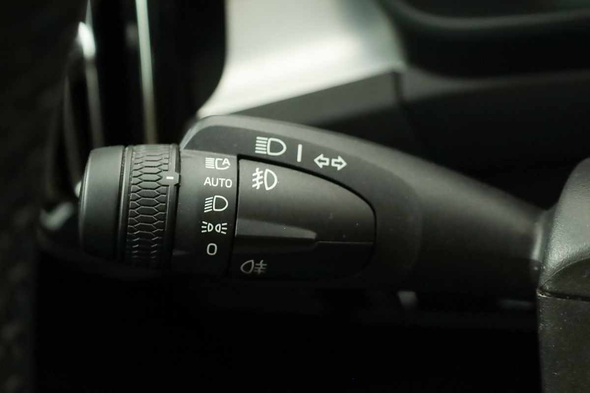 volvo-xc40-2024-gasolina-1477cc