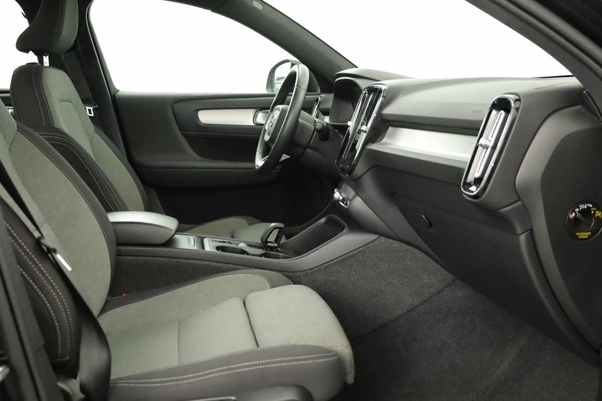 volvo-xc40-2024-gasolina-1477cc