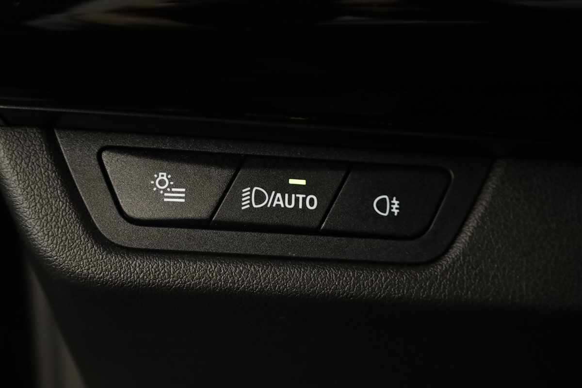bmw-x1-2025-hibrido-a-gasolina-1499cc