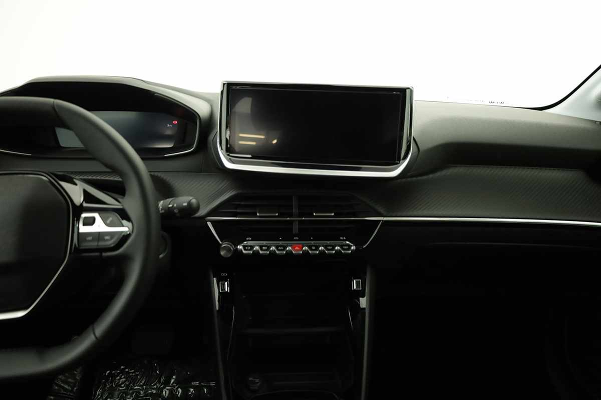 peugeot-208-2026-gasolina-1199cc