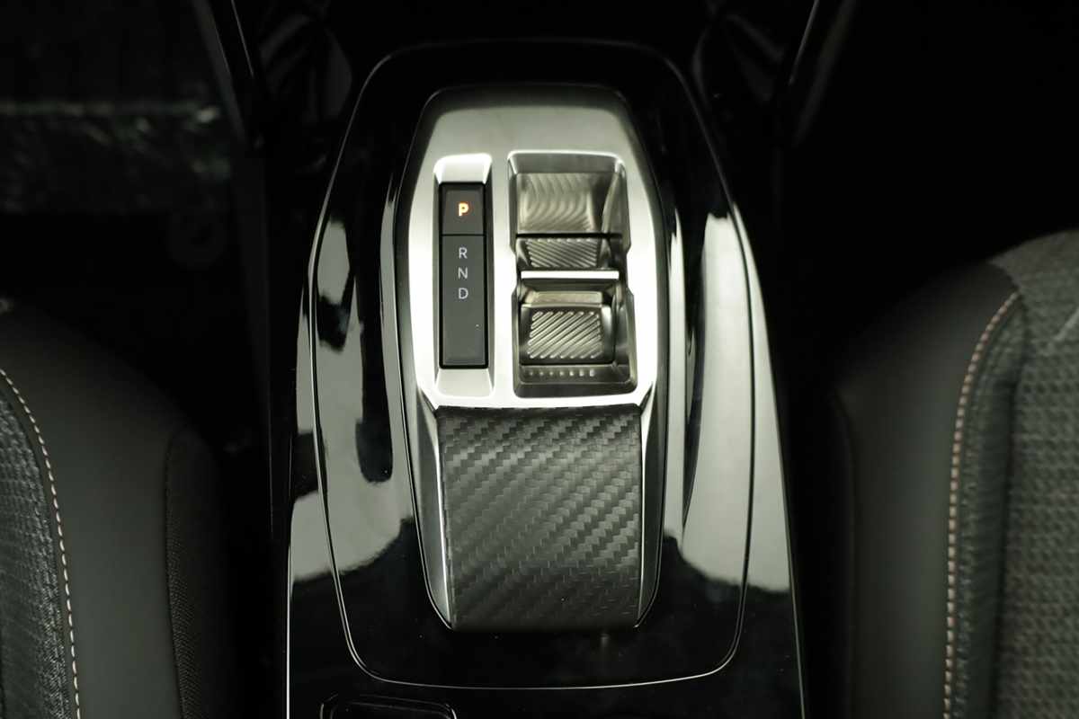 peugeot-208-2026-gasolina-1199cc