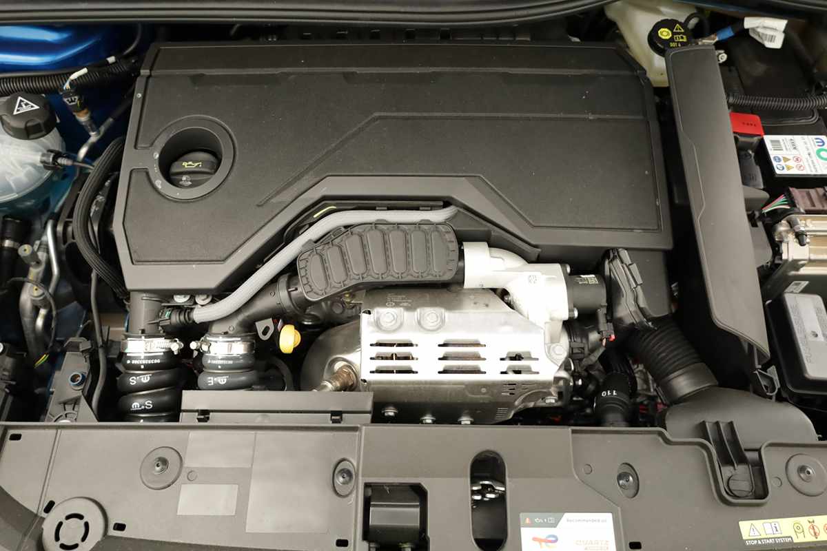 peugeot-208-2026-gasolina-1199cc