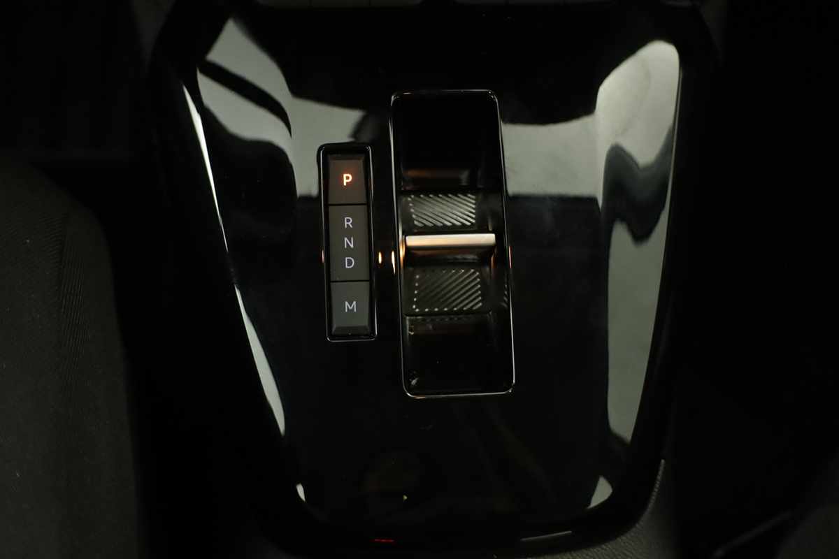 opel-corsa-2025-gasolina-1199cc