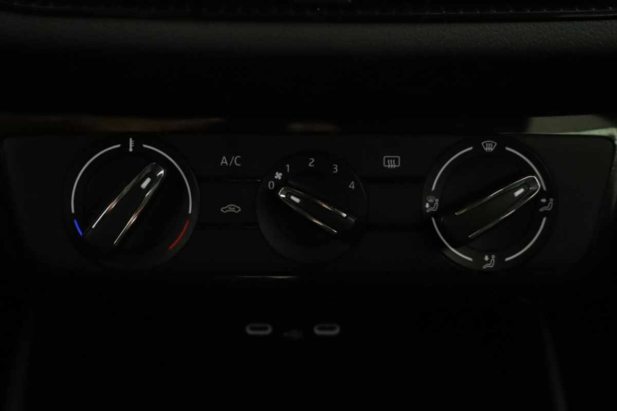 skoda-fabia-2025-gasolina-999cc