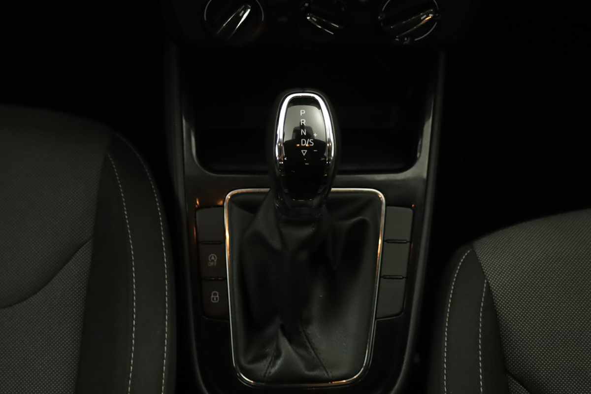 skoda-fabia-2025-gasolina-999cc