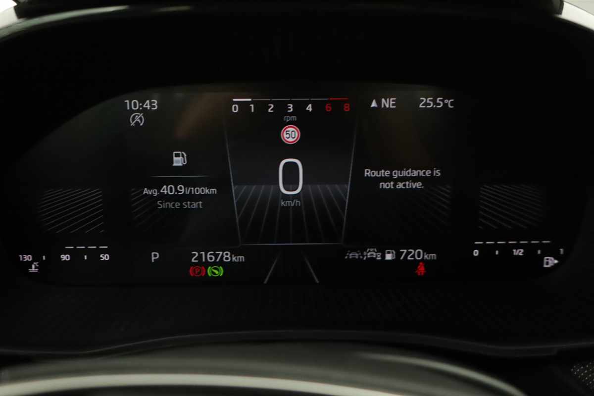 skoda-fabia-2025-gasolina-999cc