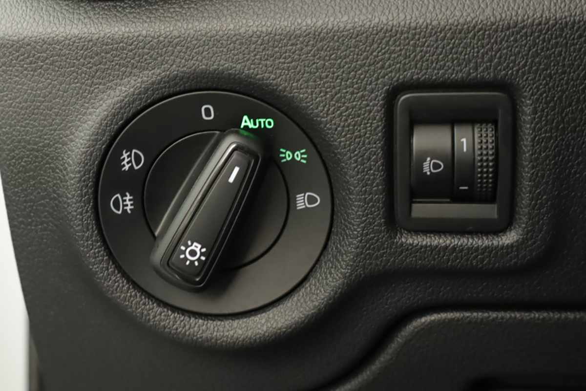 skoda-fabia-2025-gasolina-999cc