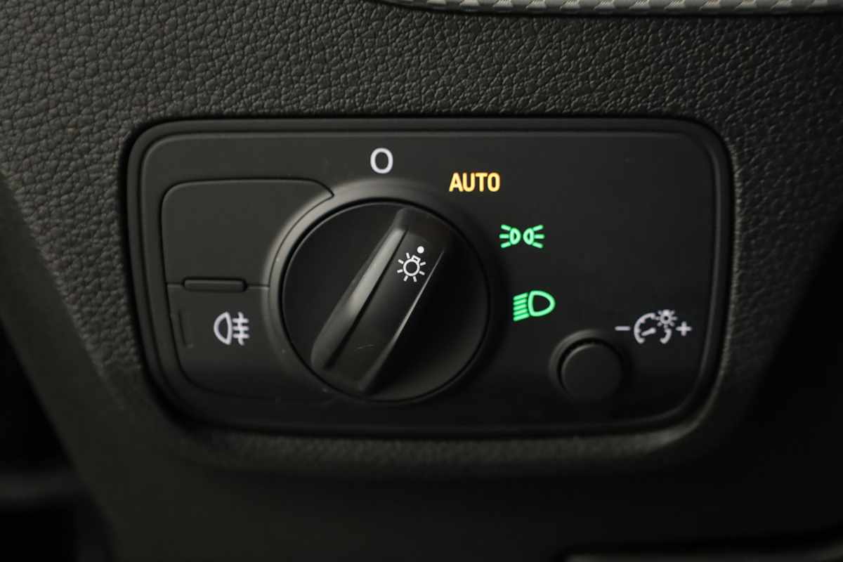 audi-q2-2023-gasolina-1498cc