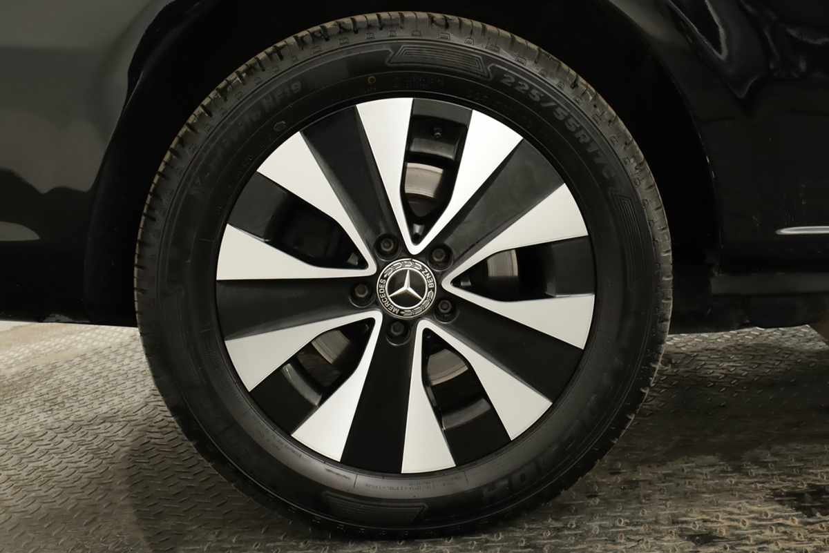 mercedes-benz-vito-tourer-2023-diesel-1950cc