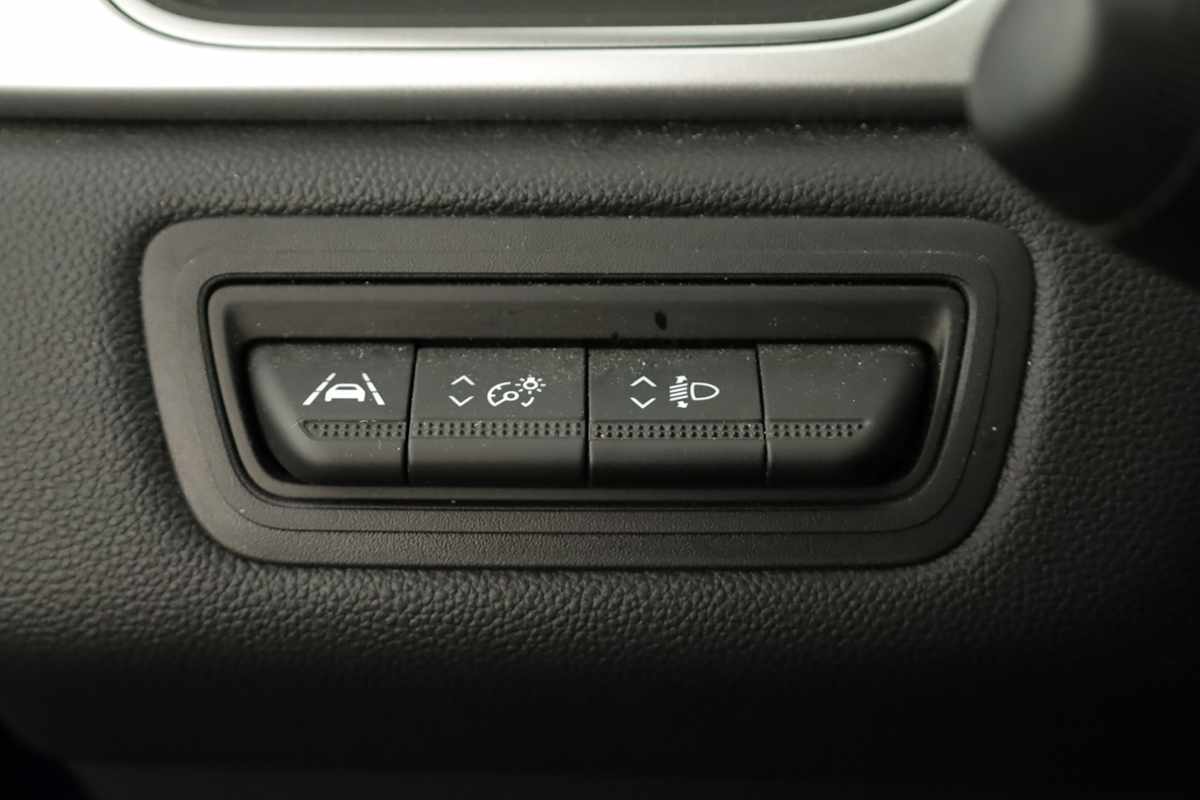 renault-captur-2023-gpl-999cc