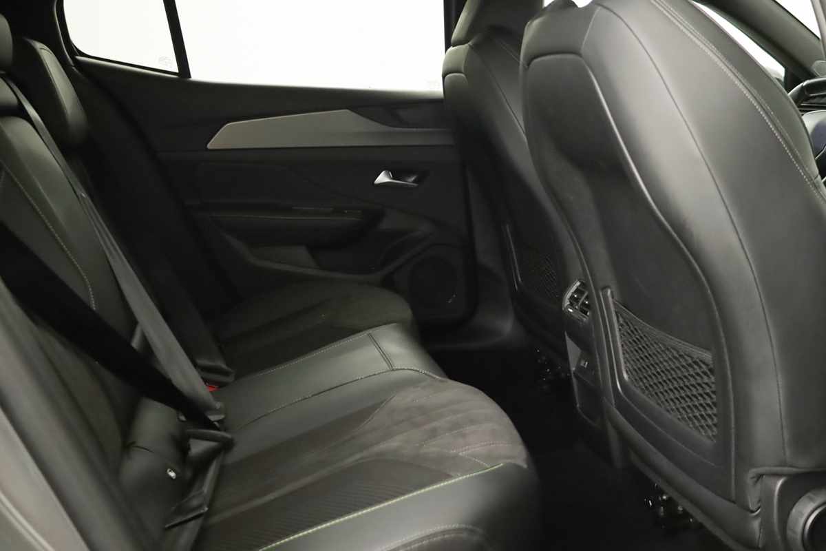 peugeot-408-2024-gasolina-1199cc