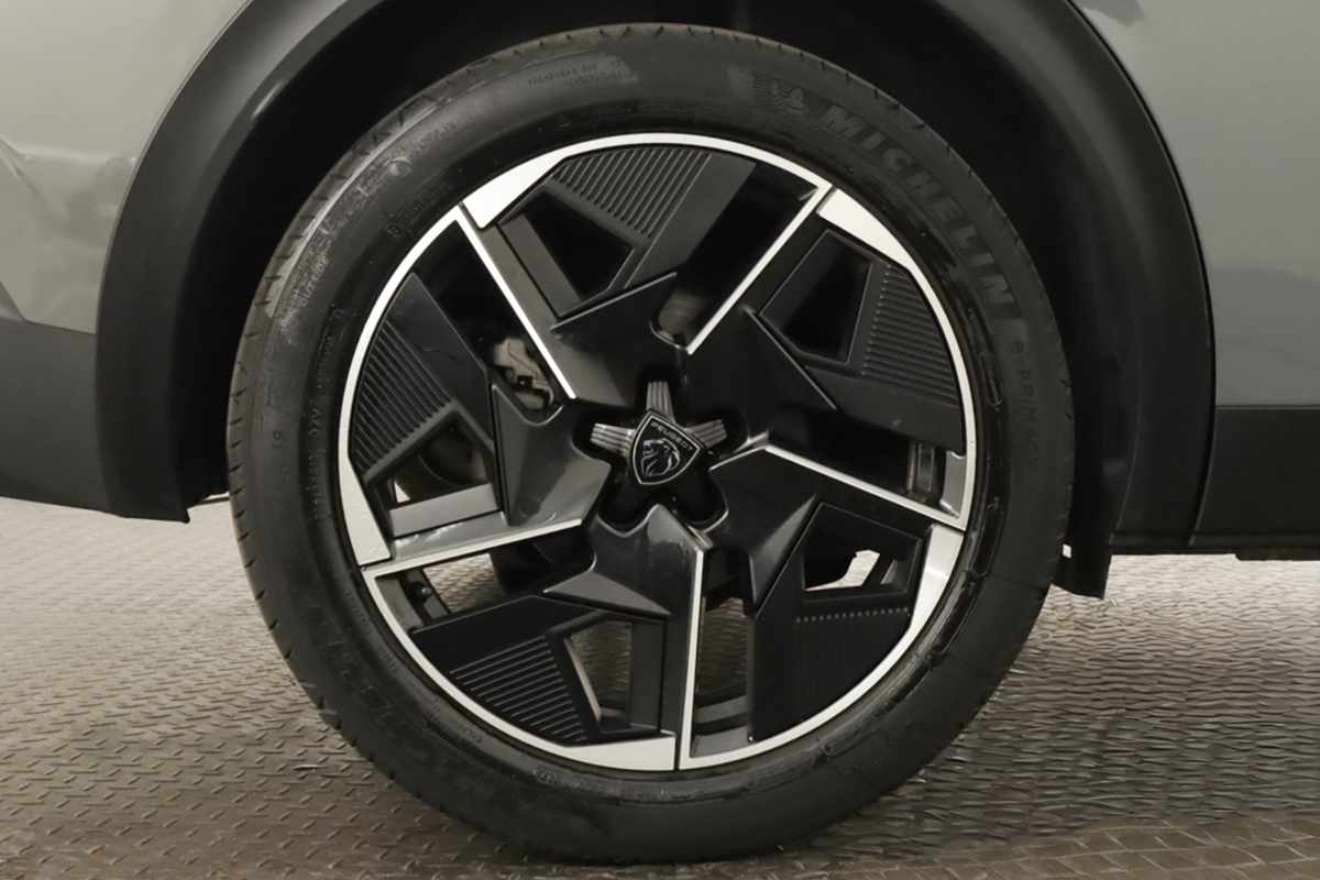 peugeot-408-2024-gasolina-1199cc