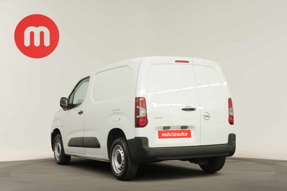 opel-combo-2023-diesel-1499cc