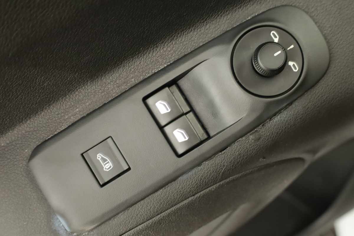 opel-combo-2023-diesel-1499cc