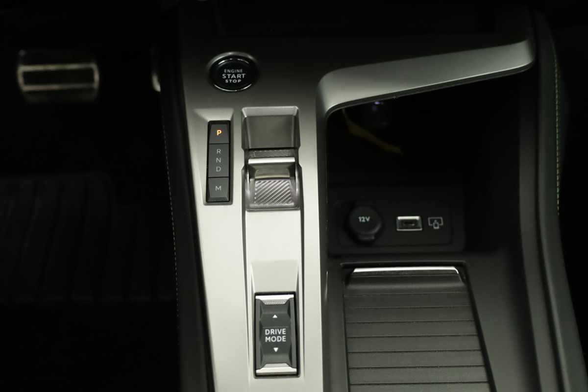 peugeot-308-2024-gasolina-1199cc