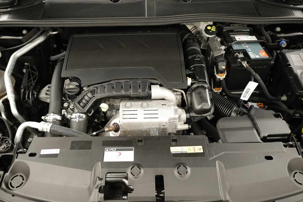 peugeot-308-2024-gasolina-1199cc