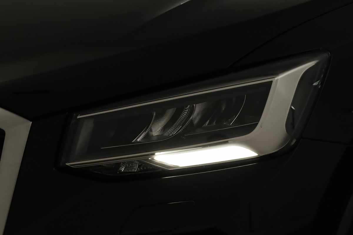 audi-q2-2025-gasolina-999cc
