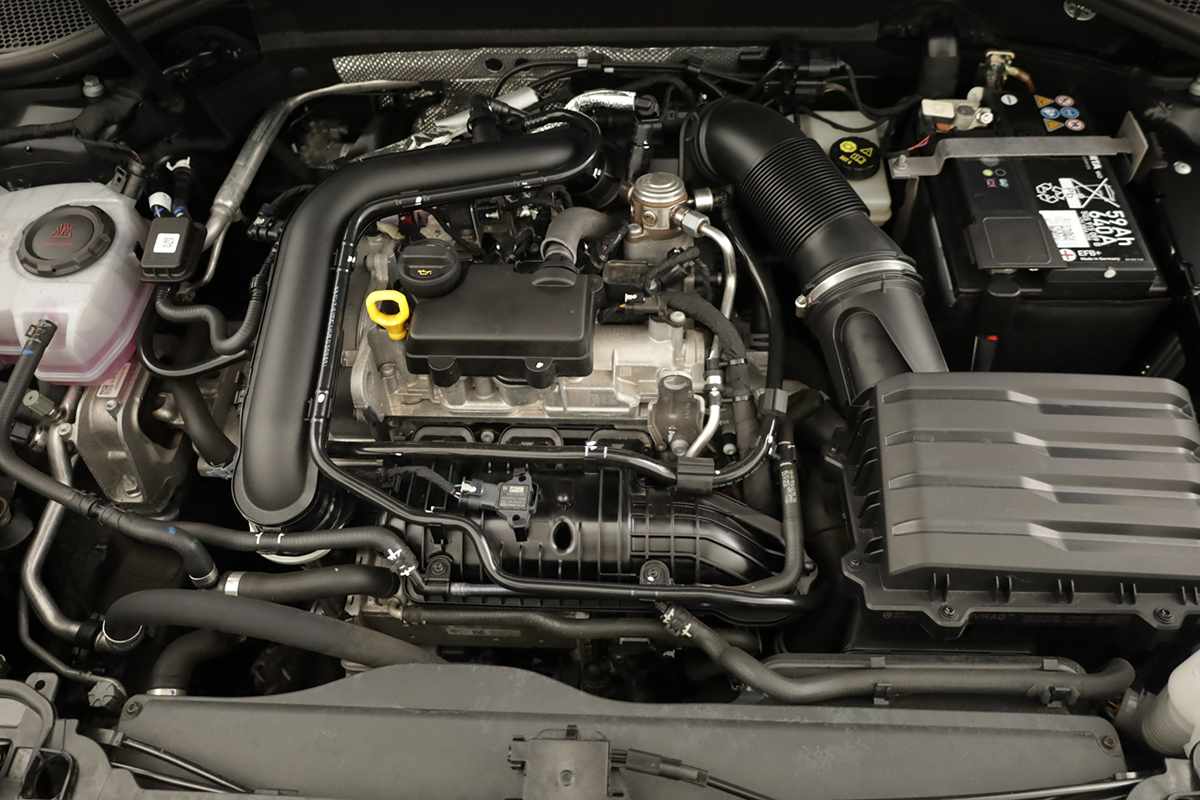 audi-q2-2025-gasolina-999cc