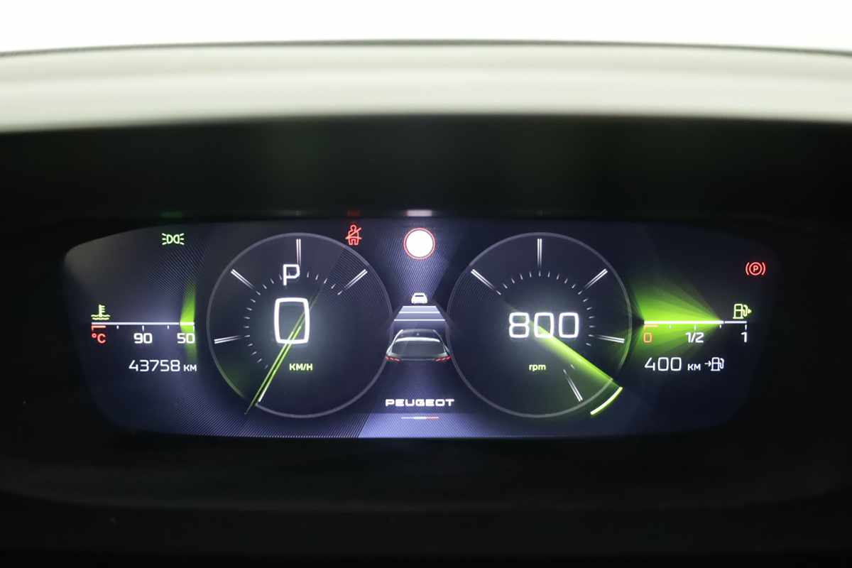 peugeot-308-2024-gasolina-1199cc