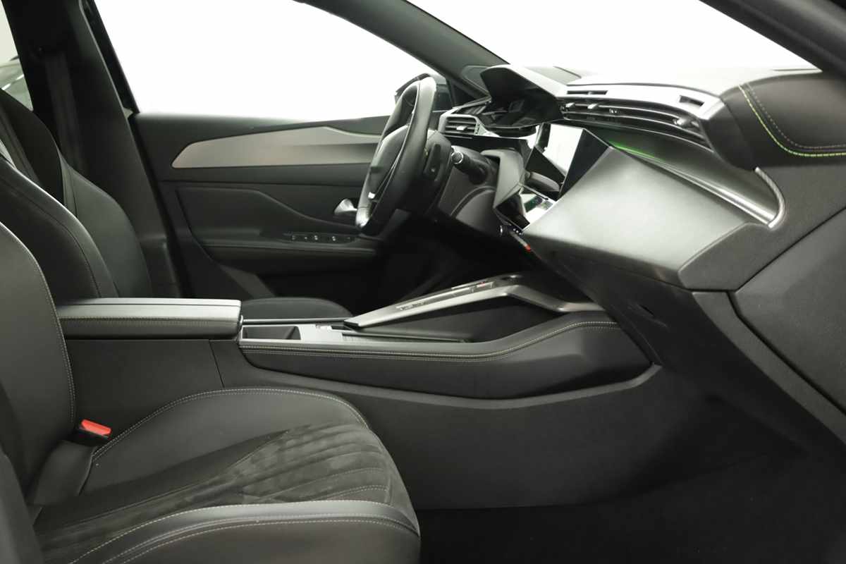 peugeot-308-2024-gasolina-1199cc