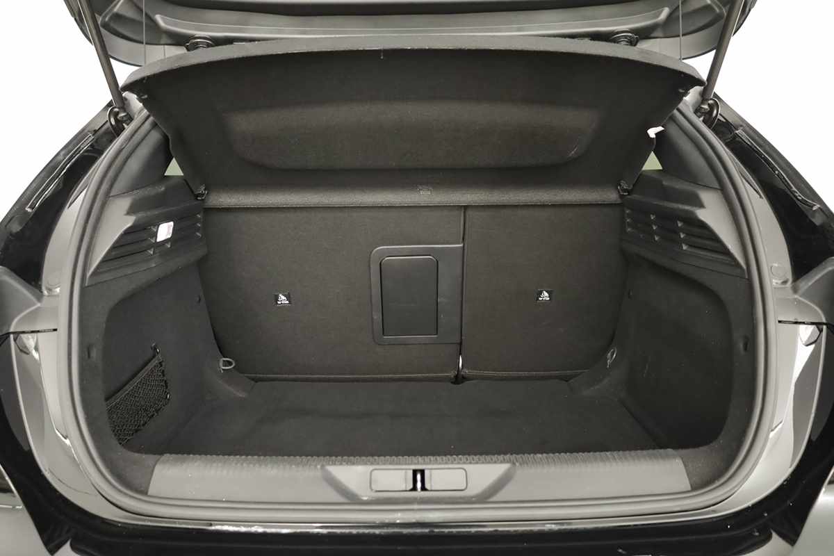 peugeot-308-2024-gasolina-1199cc