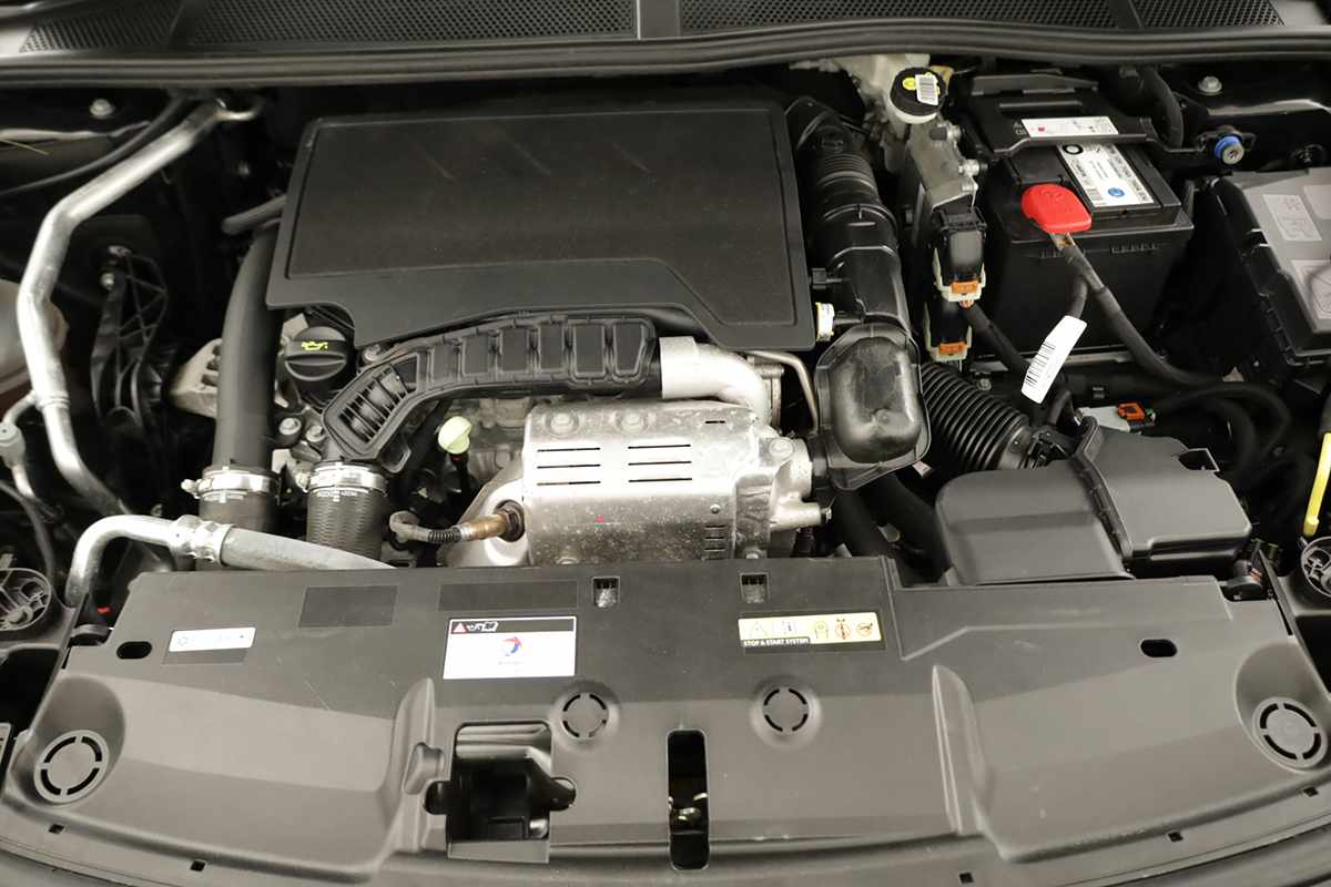 peugeot-308-2024-gasolina-1199cc