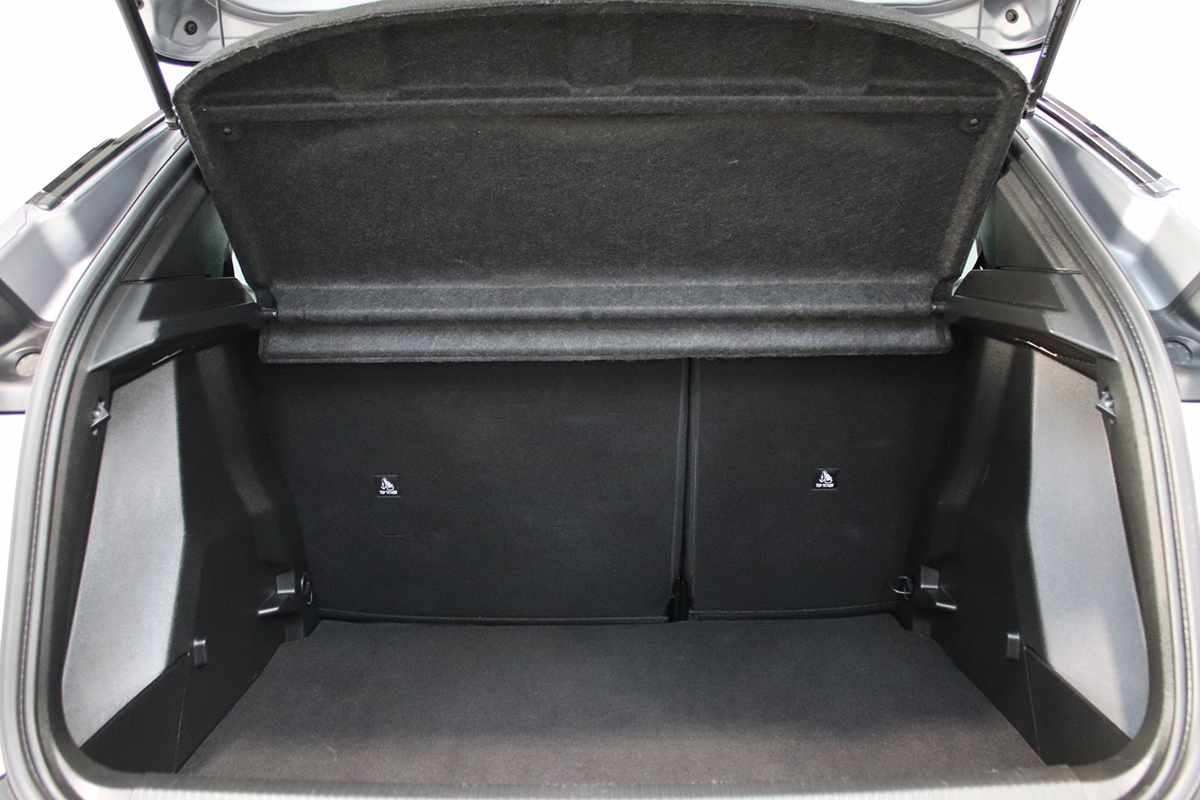 peugeot-2008-2024-gasolina-1199cc