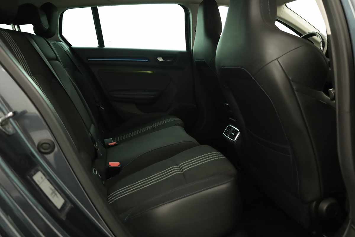 renault-megane-sport-tourer-2020-diesel-1461cc