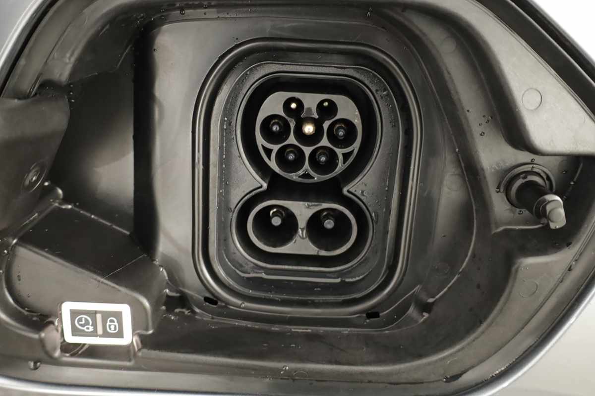 peugeot-e-208-2025-eletrico-0cc