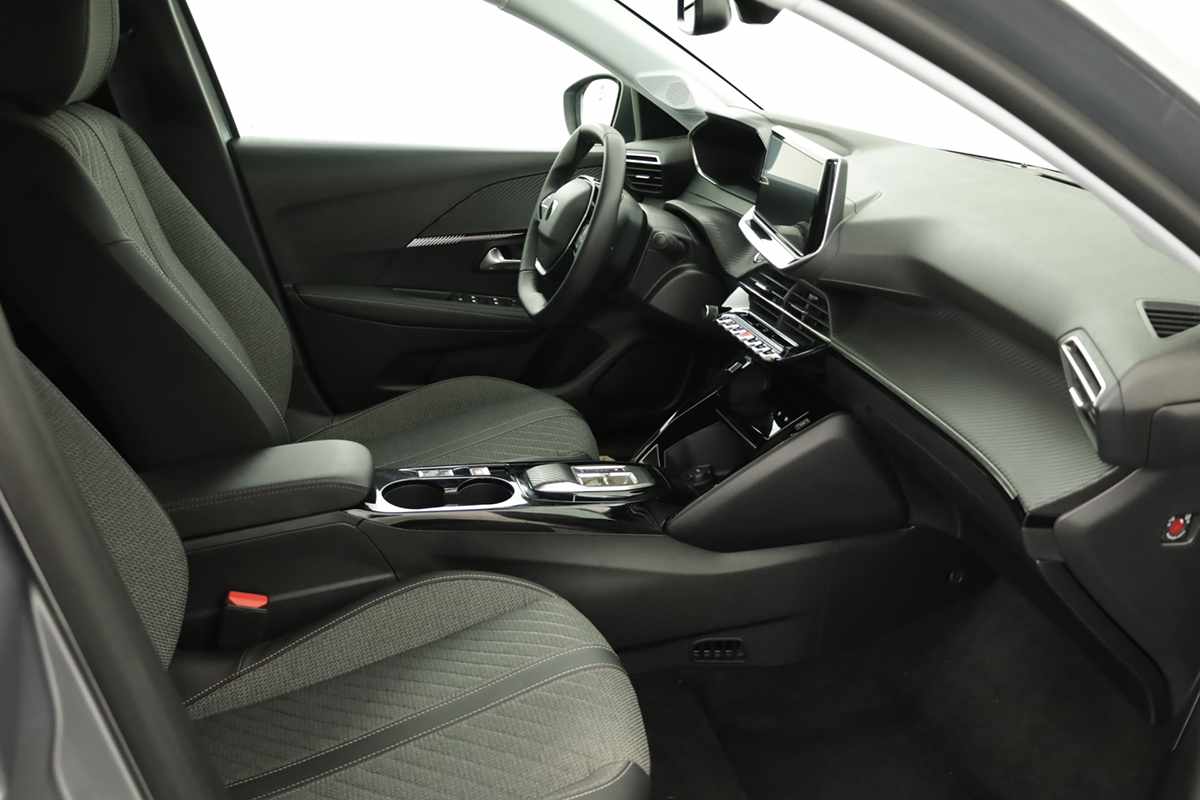 peugeot-e-208-2025-eletrico-0cc