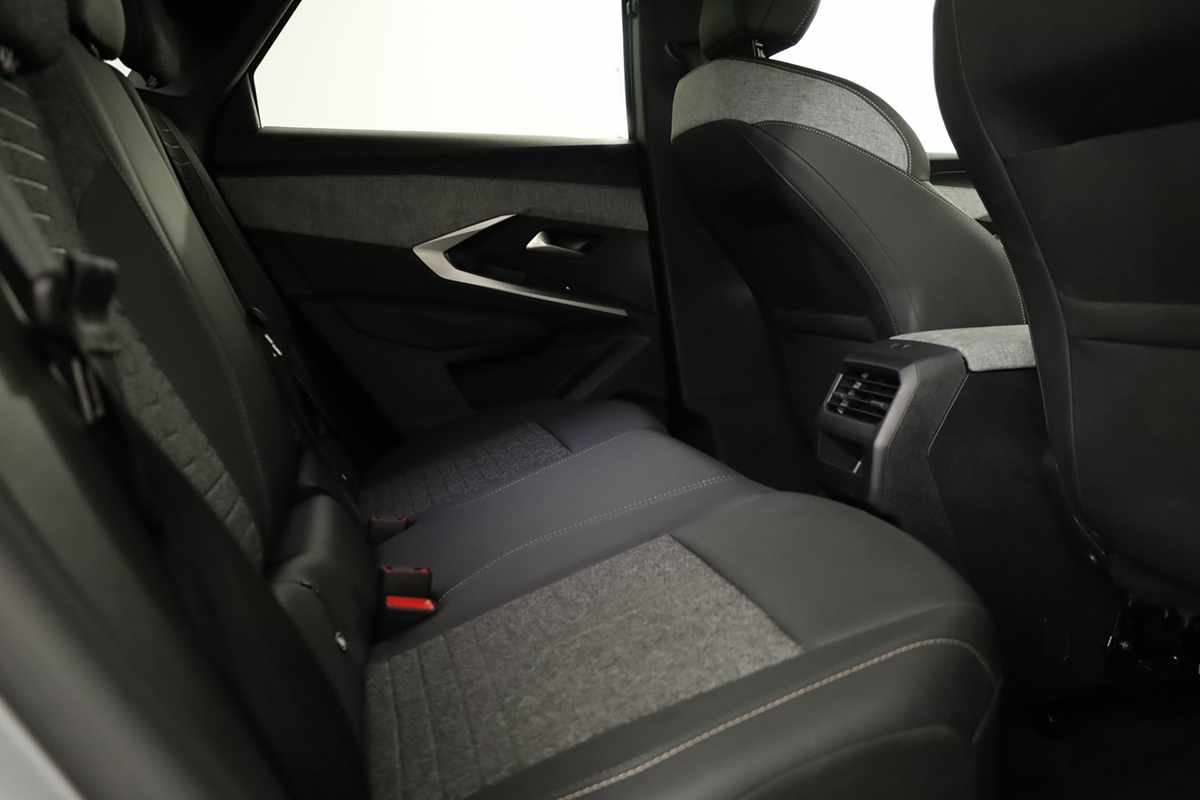 peugeot-3008-2025-gasolina-1199cc