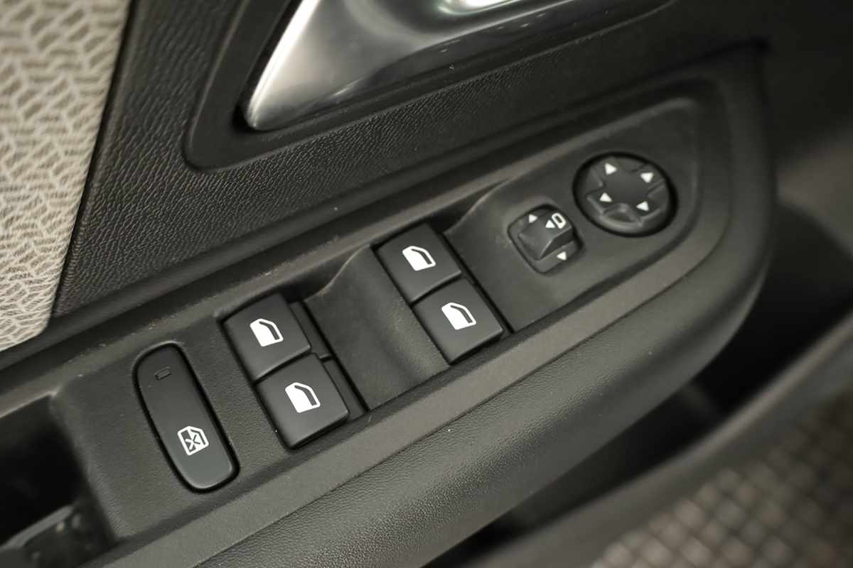 citroen-c4-2024-gasolina-1199cc