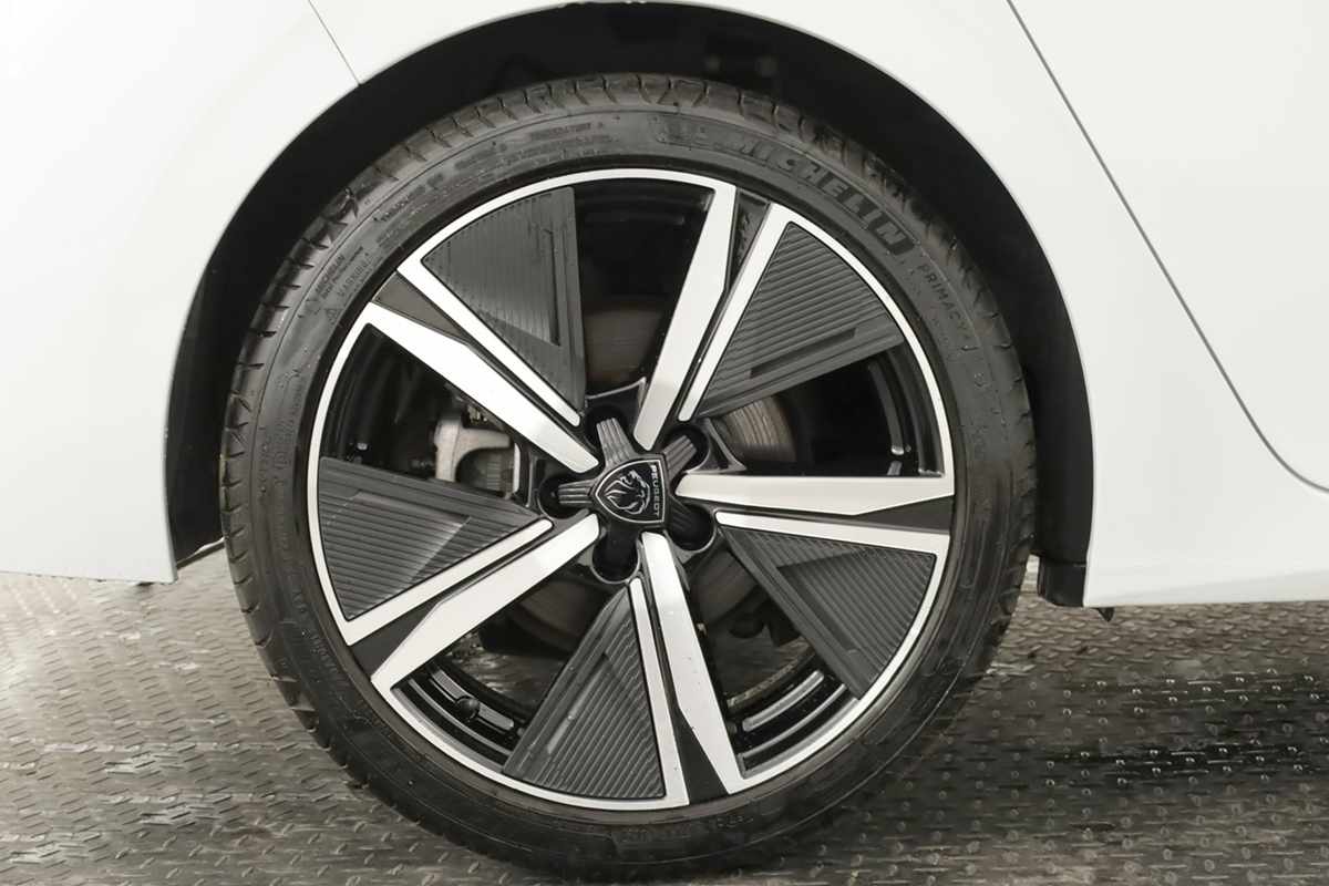 peugeot-308-2024-gasolina-1199cc