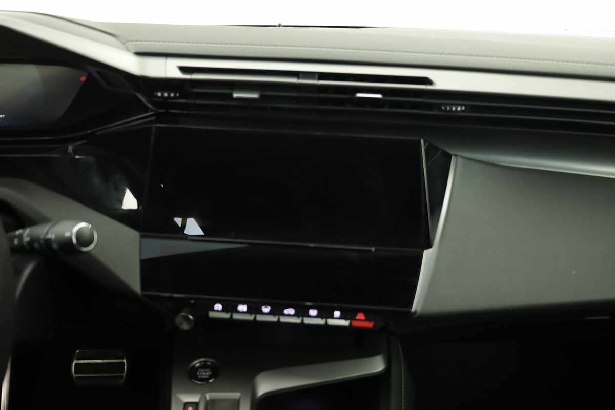 peugeot-308-2024-gasolina-1199cc