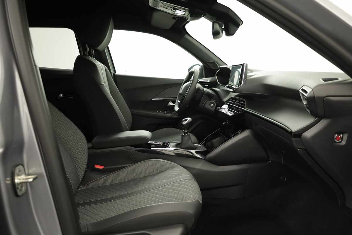 peugeot-2008-2025-gasolina-1199cc