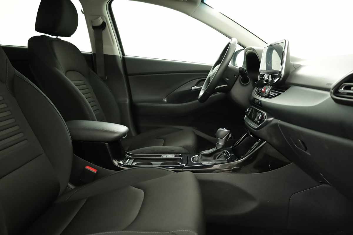 hyundai-i30-2025-gasolina-998cc